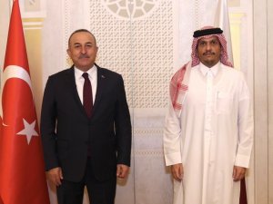 Bakan Çavuşoğlu, Katarlı Mevkidaşı Al-thani İle Görüştü