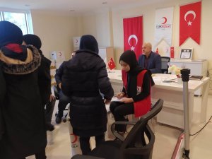 Kızılay’dan İhtiyaç Sahibi Öğrencilere Kış Desteği