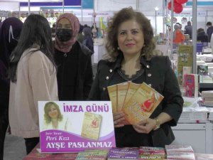Gazeteci-yazar Behçet Alkan Ve Ayşe Paslanmaz Okuyucularıyla Buluştu