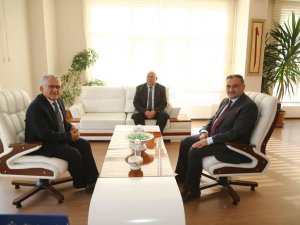 Başkan Büyükkılıç’tan Develi Ve Erciyes Ziyareti