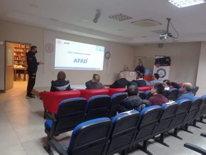 Kütüphane Personellerine Afet Eğitimi Verildi