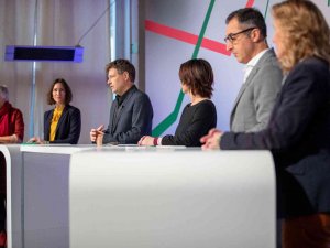 Almanya’da Yeşiller Koalisyon Protokolünü Onayladı