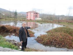 Sel Korkusu Yaşayan Köylüler Yetkililerden Yardım Bekliyor