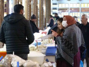 Tarihi Peynirciler Çarşısı Esnafı Kovboy Kapı İstiyor