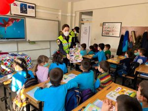 Jandarmadan Öğrencilere Trafik Eğitimi