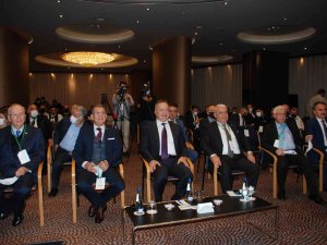 Bu Yılın Zeytinyağı İhracatı Hedefi 50 Bin Ton