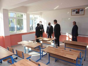 Vali Atay, Okullarda İncelemelerde Bulundu