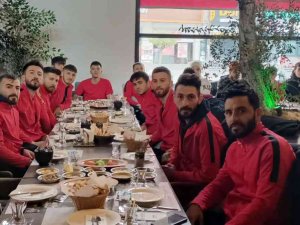Cevahir Kafe Restoran’dan Van Gölüspor’a Moral Kahvaltısı