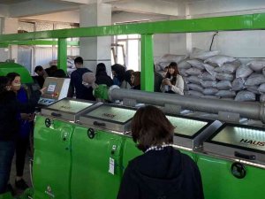 Üniversiteli Gencler Zeytinyağı Üretimini Yakından Gördü