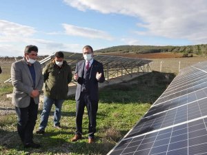 Kaymakam Dolu, Güneş Enerjili Sulama Sistemini Yerinde İnceledi