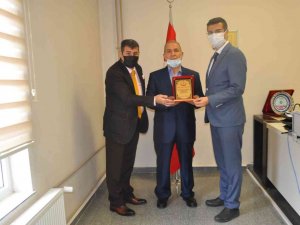 Çocuk Hastalar İçin Cihaz Bağışladı