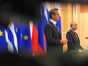 Putin: "Rusya, Kıbrıs Sorununa Adil Ve Uygulanabilir Bir Çözüm Bulunmasından Yana"
