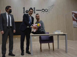 Milli Yüzücü Sefa Yurtkölesi Öğrencilerle Buluştu