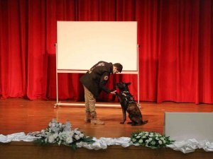 Nevü’de “Geleceğini Uyuşturma” Konulu Seminer Düzenlendi