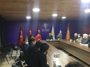 Başkan Yıldırım Üni̇ak Üyeleri İle Bir Araya Geldi