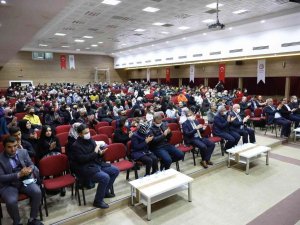 Yahya Kemal Beyatlı Eserleriyle Anıldı
