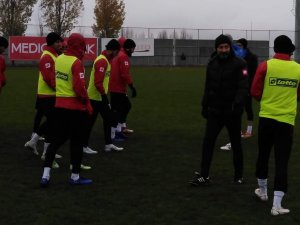 Elazığspor İki Eksikle Çalıştı