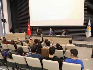 Yerel Yönetimler Ve Kadın Üretici Pazarları Panelde Konuşuldu