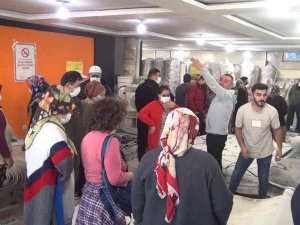Antalya’da Ucuz Halı İzdihamı