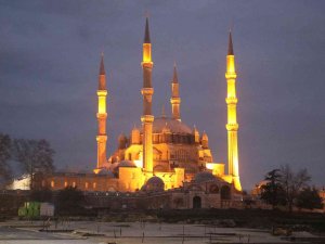Selimiye Camii Restore Ediliyor