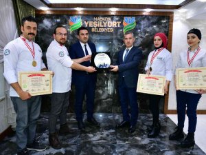 Yeşilyurt Lezzetleri 7.dünya Helal Zirvesine Damga Vurdu