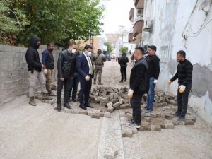 Kaymakam Tunç, Nur Mahallesinde Parke Taşı Çalışmalarını Yerinde İnceledi