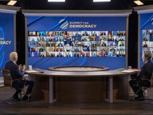 Abd Ev Sahipliğindeki "Demokrasi Zirvesi" Başkan Biden Liderliğinde Başladı