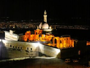 Tarihi İ̇shakpaşa Sarayı, Aydınlatma Sistemleriyle Donatıldı