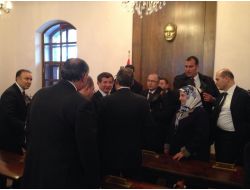 Başbakan Davutoğlu Tarihi Erzurum Kongre Binasında