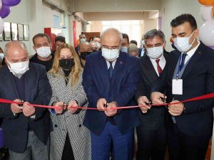 Nazilli’deki Bilim Fuarları Yaşama Işık Tutuyor