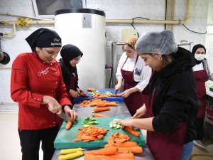 Yemek Kursu Yoğun İlgi Görüyor