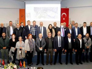 Mtosb’de Sanayiciler Bilgilendirildi