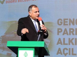 Çankaya Belediyesi Tamamlanan Parka Genco Erkal’ın Adını Verdi