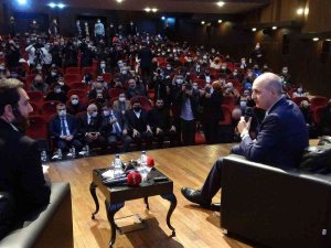 Numan Kurtulmuş, Üniversite Öğrencileriyle Bir Araya Geldi