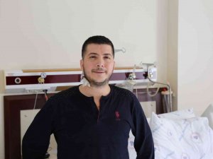 Küçük Kesi İle Yapılan Ameliyatla Aort Kapağı Değiştirildi