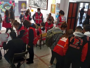 Eğitim Camiasından Kan Bağışı Desteği