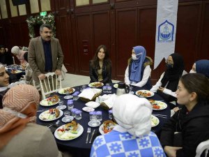 Başkan Yılmaz Misafir Öğrencileri Ağırladı