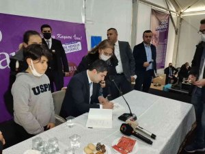 Mhp’li Özdemir: "Türkiye’nin Çevresinde Lider Olduğu, Bölgesel Bir Güç Olduğu Gerçeği Herkesçe Kabul Ediliyor"