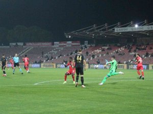 Spor Toto 1. Lig: Balıkesirspor: 1 - Ümraniyespor: 2