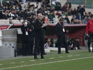 Özcan Bizati: “Seyircinin Tepkisi İle Hocalar Değişmez”
