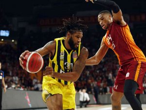 Ing Basketbol Süper Ligi: Galatasaray: 76 - Fenerbahçe: 86