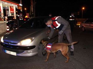 Jandarmadan 11 Noktada 71 Personel İle ’Huzur Ve Güven’ Uygulaması