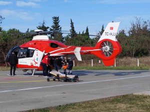 Şantiyede Kalp Krizi Geçiren Şahıs Ambulans Helikopterle Hastaneye Yetiştirildi
