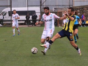 Tff 3. Lig: Belediye Derincespor: 1 - Karşıyaka: 1