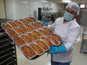 Haliliye’de Çölyaklılara Glütensiz Ekmek Desteği