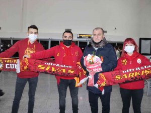 Galatasaray’a Sivas’ta Coşkulu Karşılama