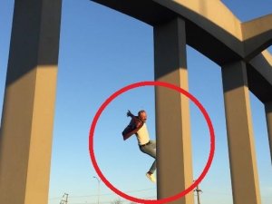 Köprüden Nehre Atlayan Şahıs Ölümden Döndü: Dehşet Anları Kamerada