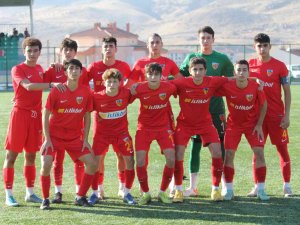 Kayserispor U17 Evinde Farklı Kazandı
