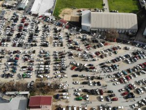 İ̇kinci El Oto Pazarında İşler Açıldı, Esnafın Yüzü Güldü
