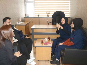 Genç Ceo Kimsenin Tercih Etmediği Bireyleri İş Hayatına Kazandırdı